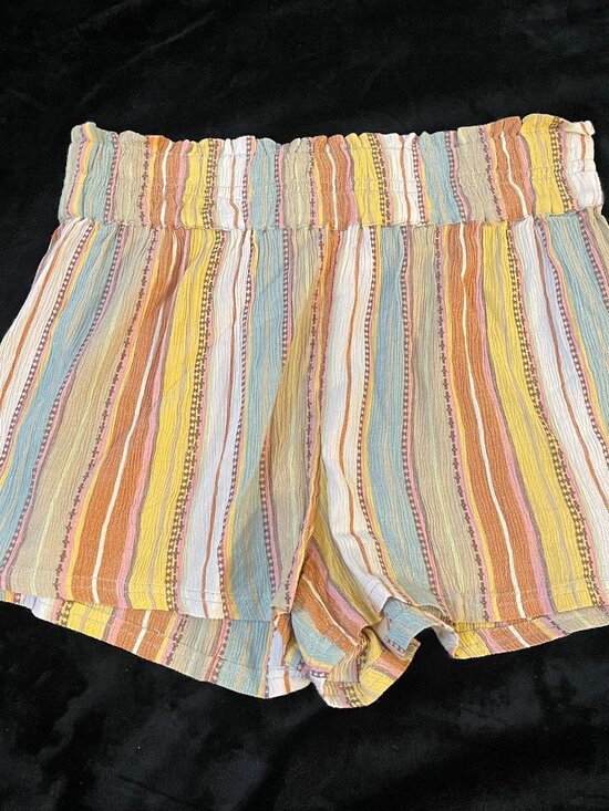 O’Neill Pants - O’Neill Pastel Boho Festival Shorts XL Cottagecore 🌼